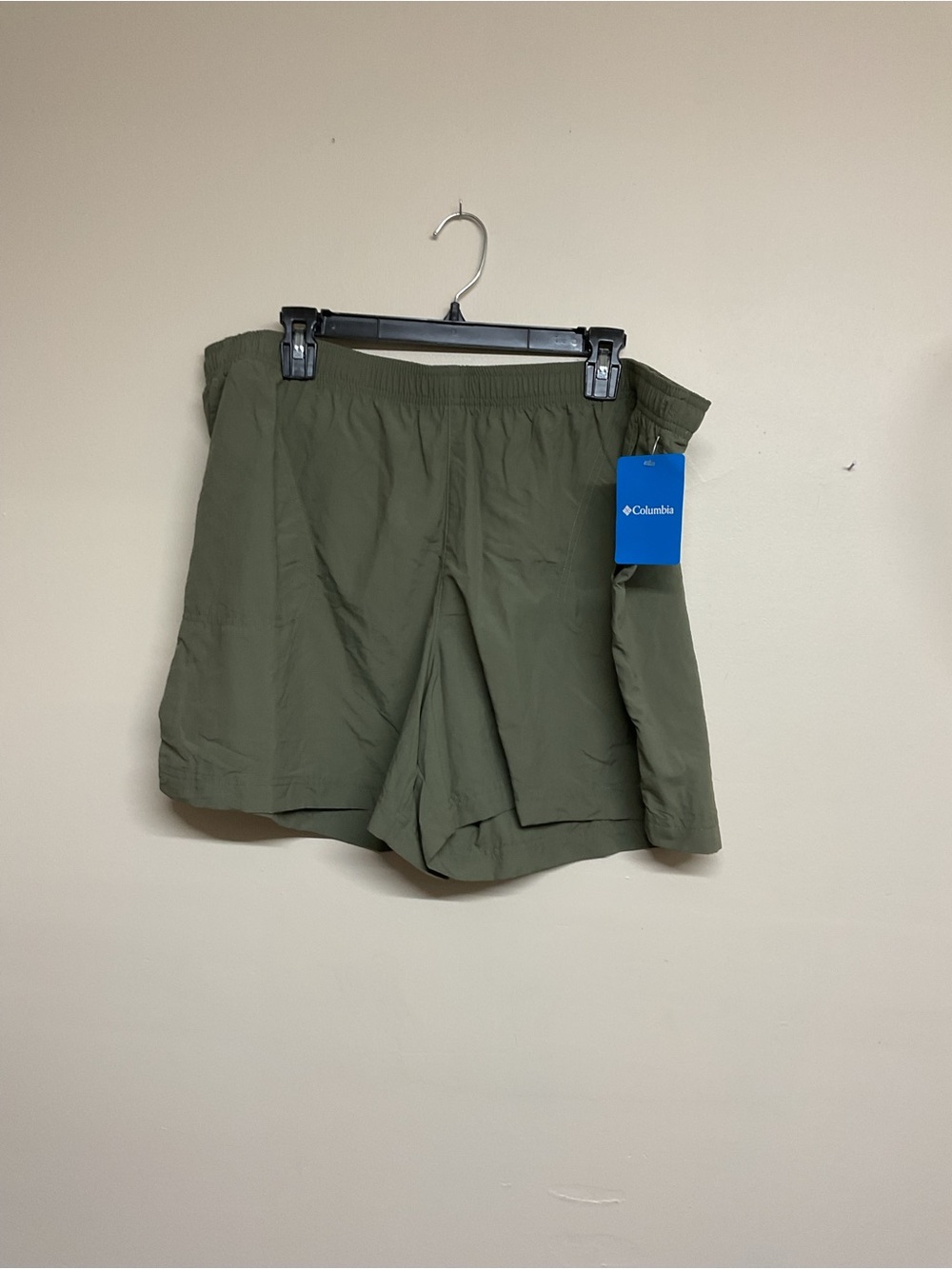 Columbia Olive Utility Shorts